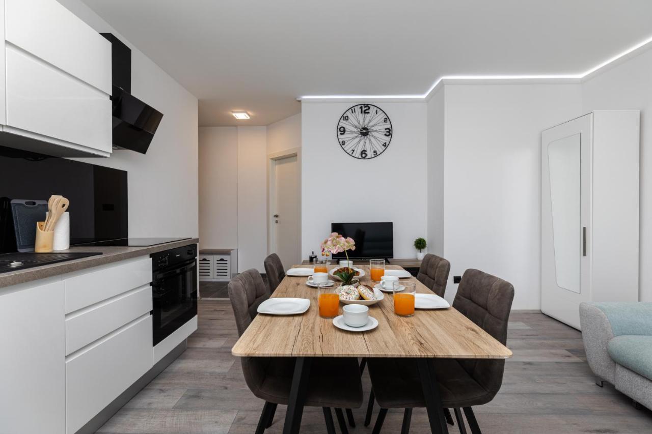 Apartment Viko Split Eksteriør billede